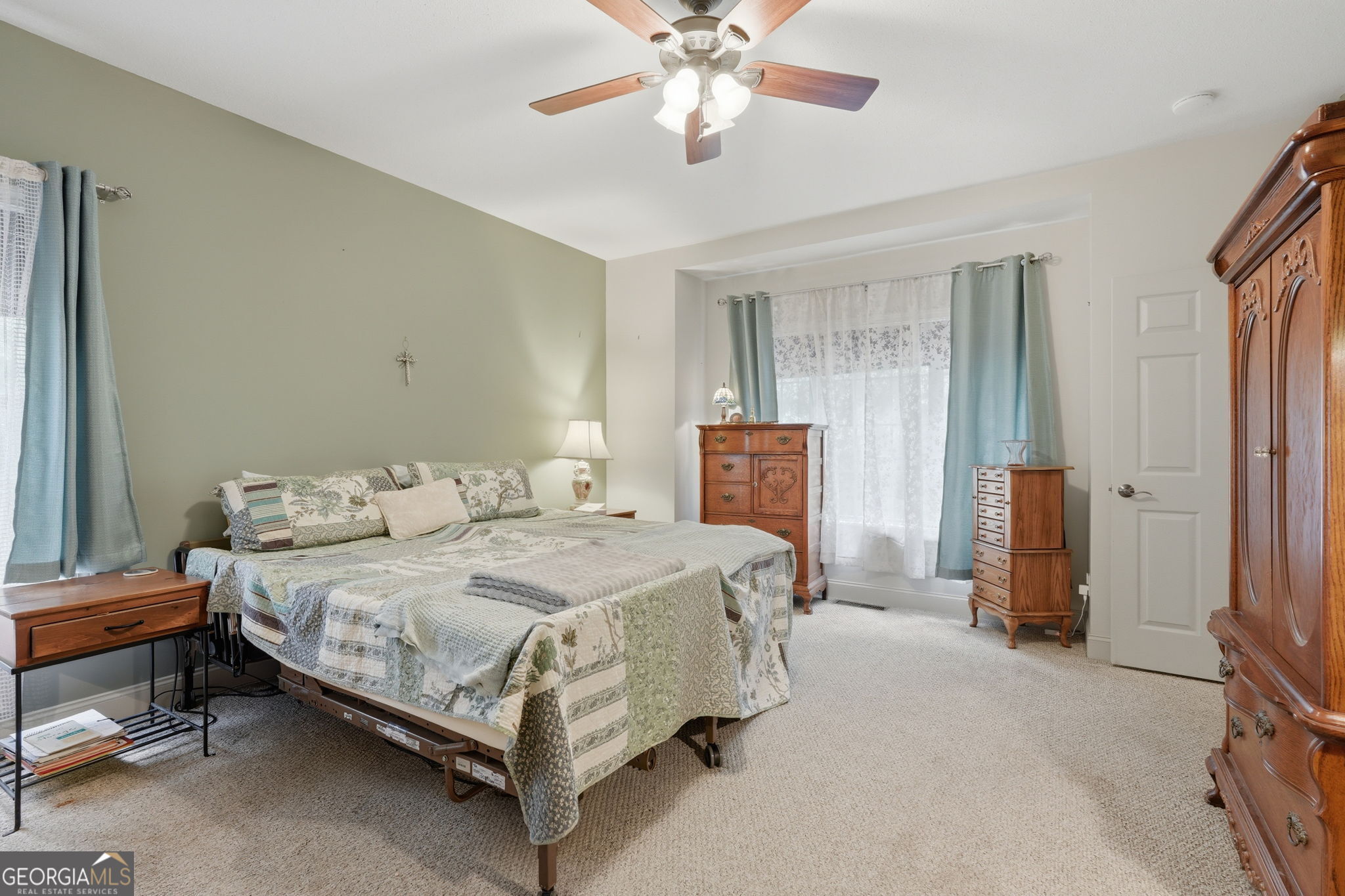 907 Rainbow Circle Property Photo 41