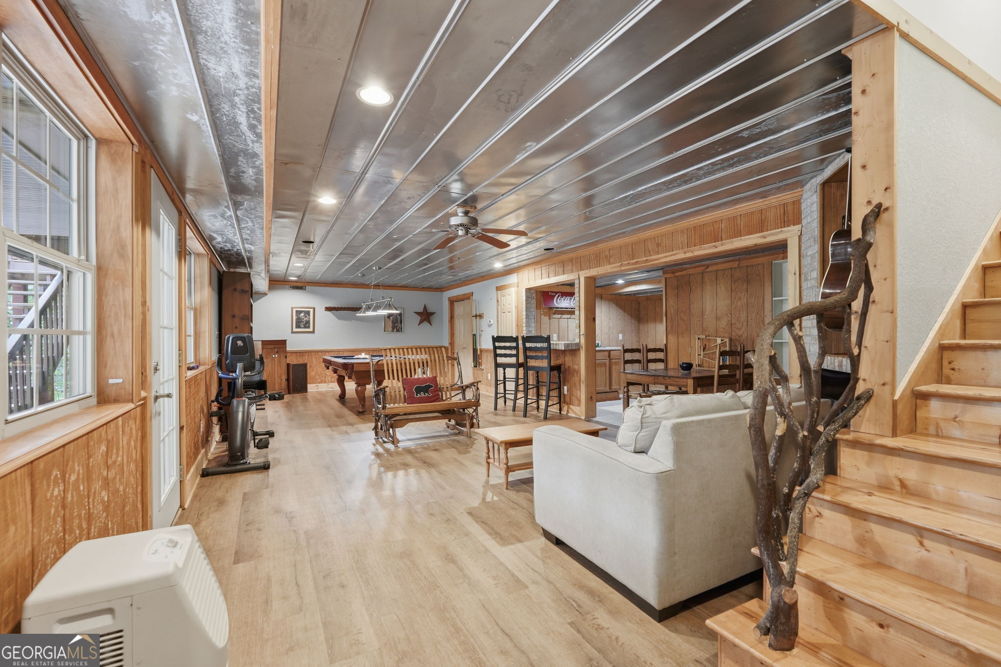 907 Rainbow Circle Property Photo 53