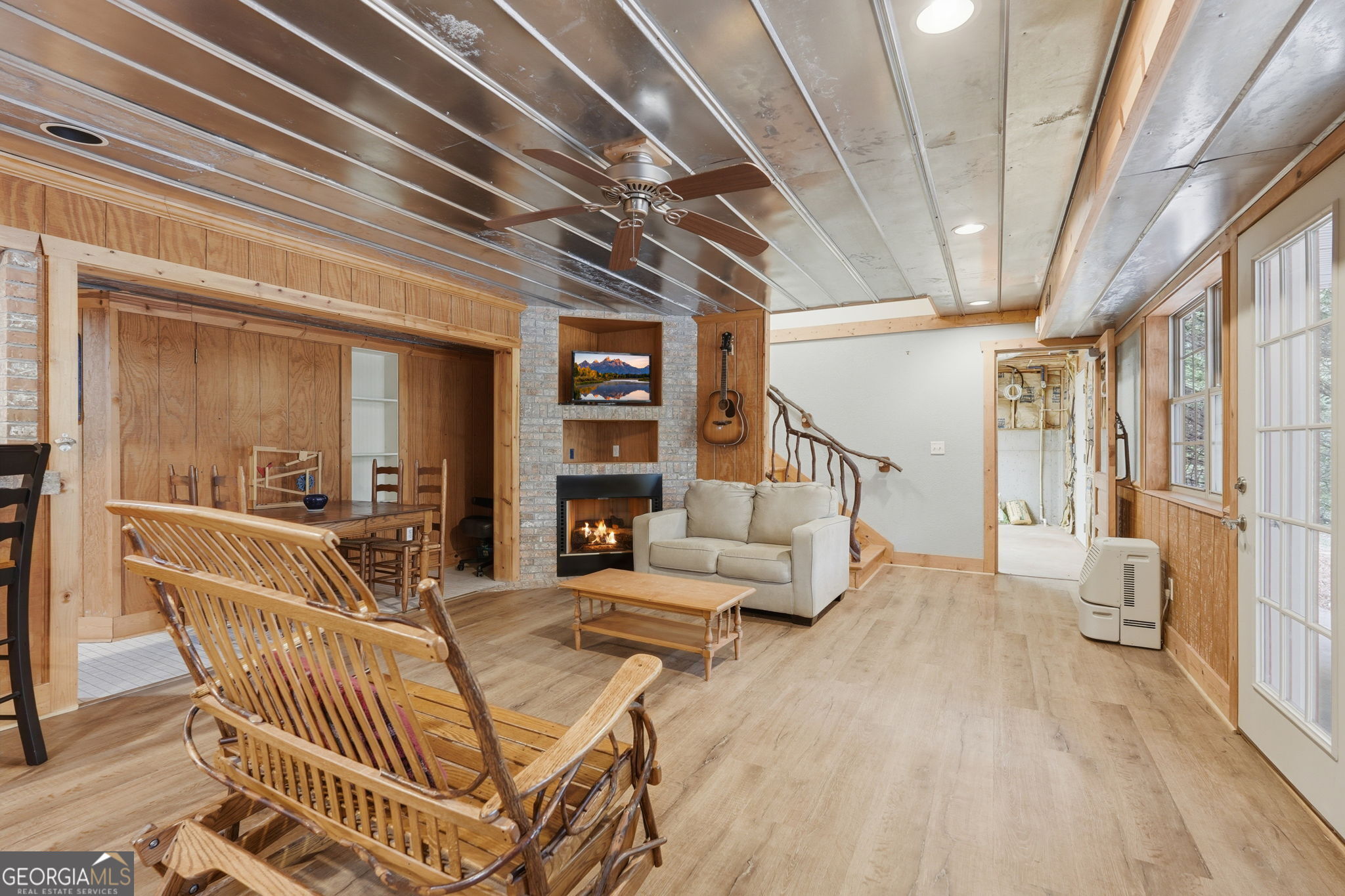 907 Rainbow Circle Property Photo 55