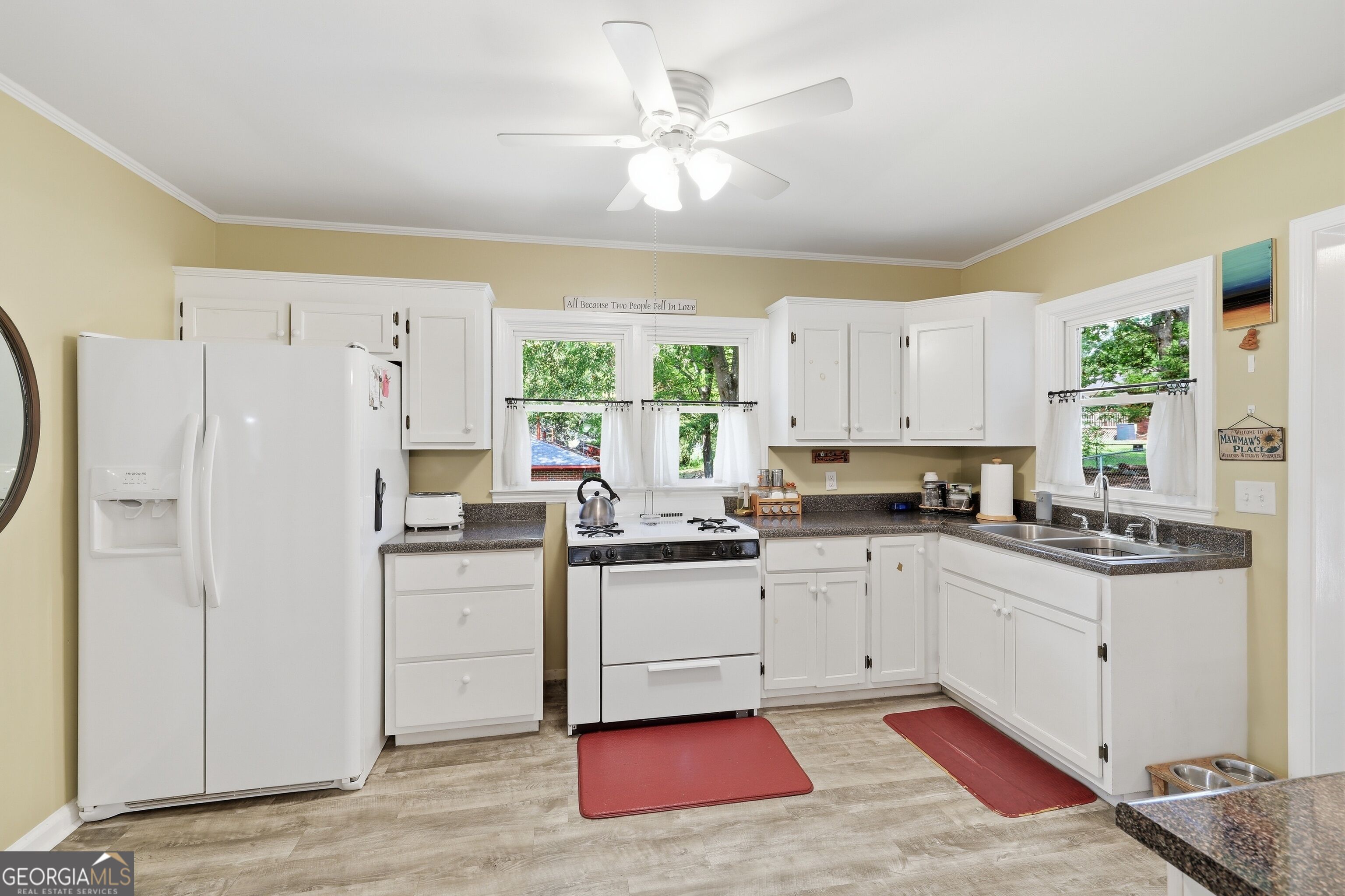 107 Valley Drive Property Photo 12