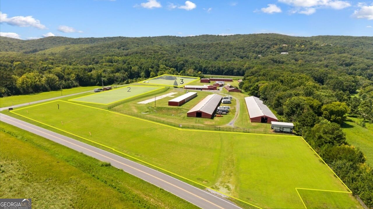 2440 Dug Gap Road Property Photo 2