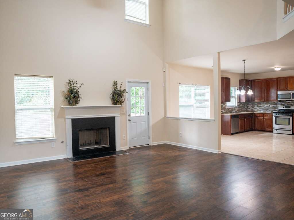 1320 Grey Rock Way Property Photo 11