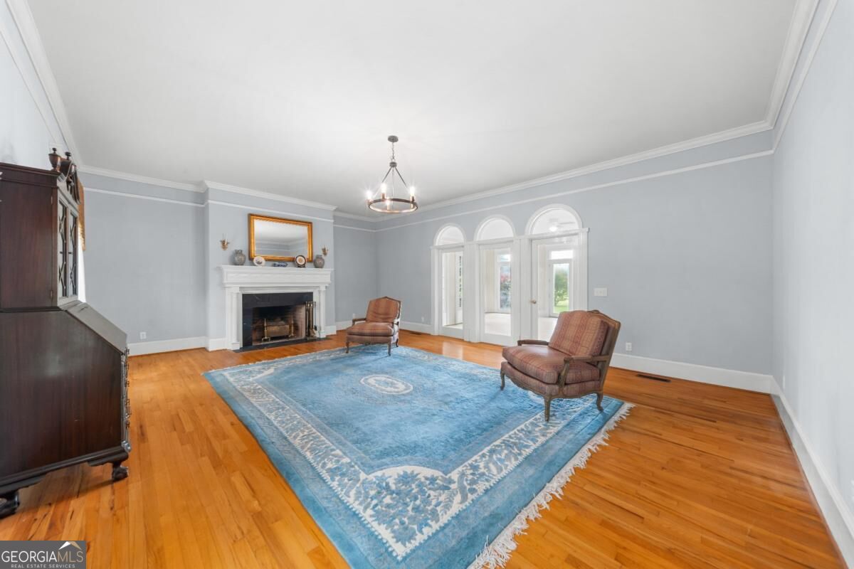 313 Miller Street Property Photo 5
