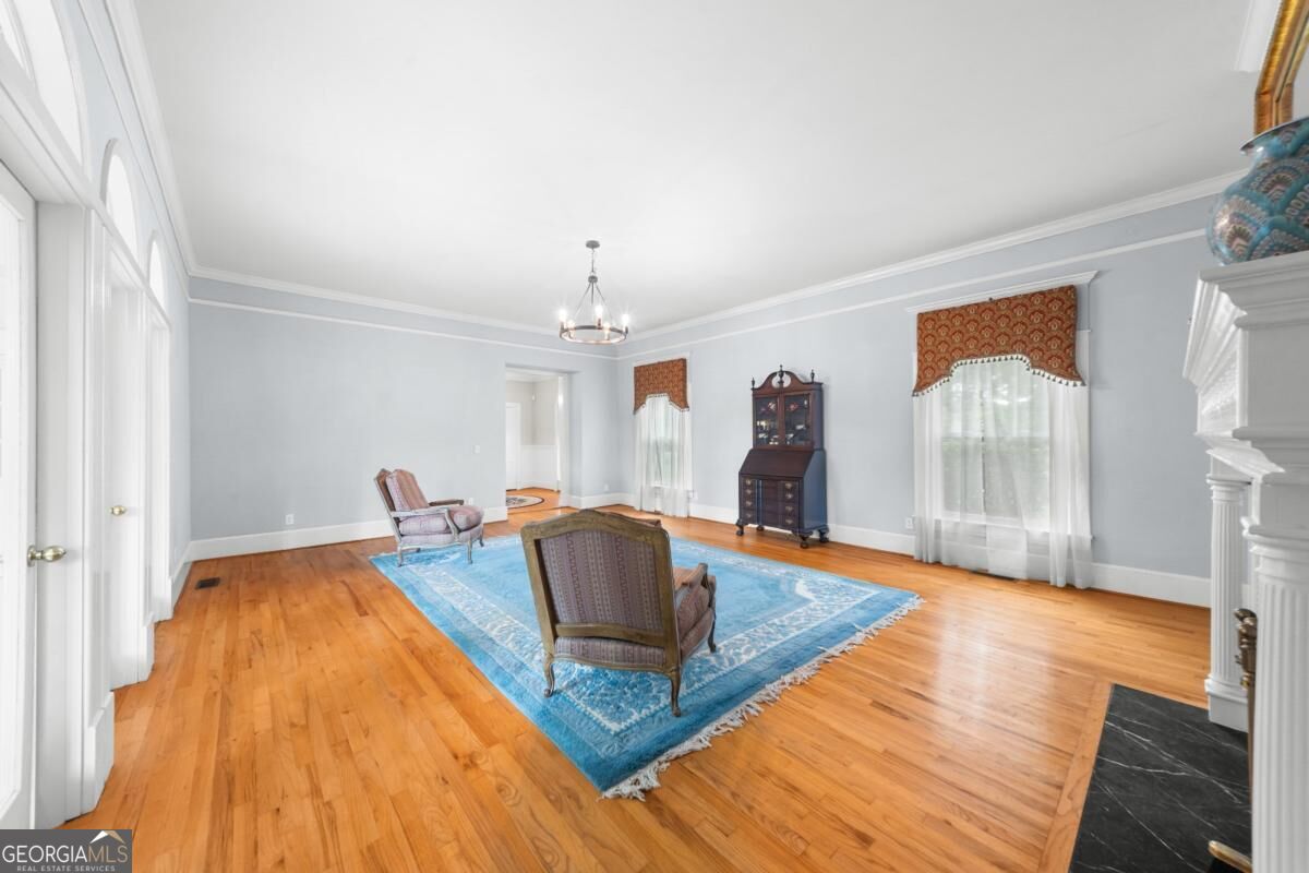 313 Miller Street Property Photo 6