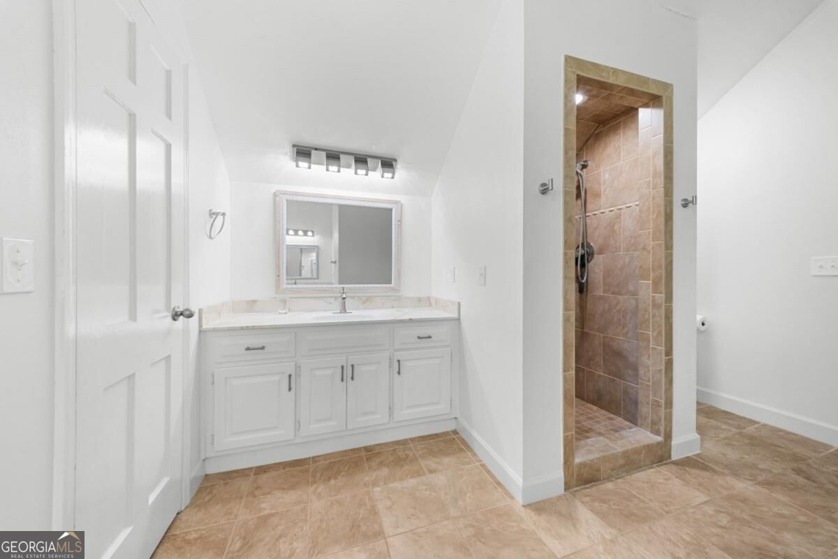 313 Miller Street Property Photo 19