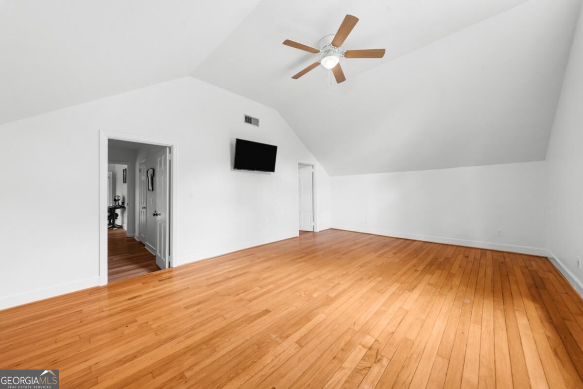 313 Miller Street Property Photo 33