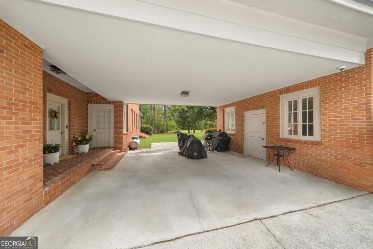 313 Miller Street Property Photo 42