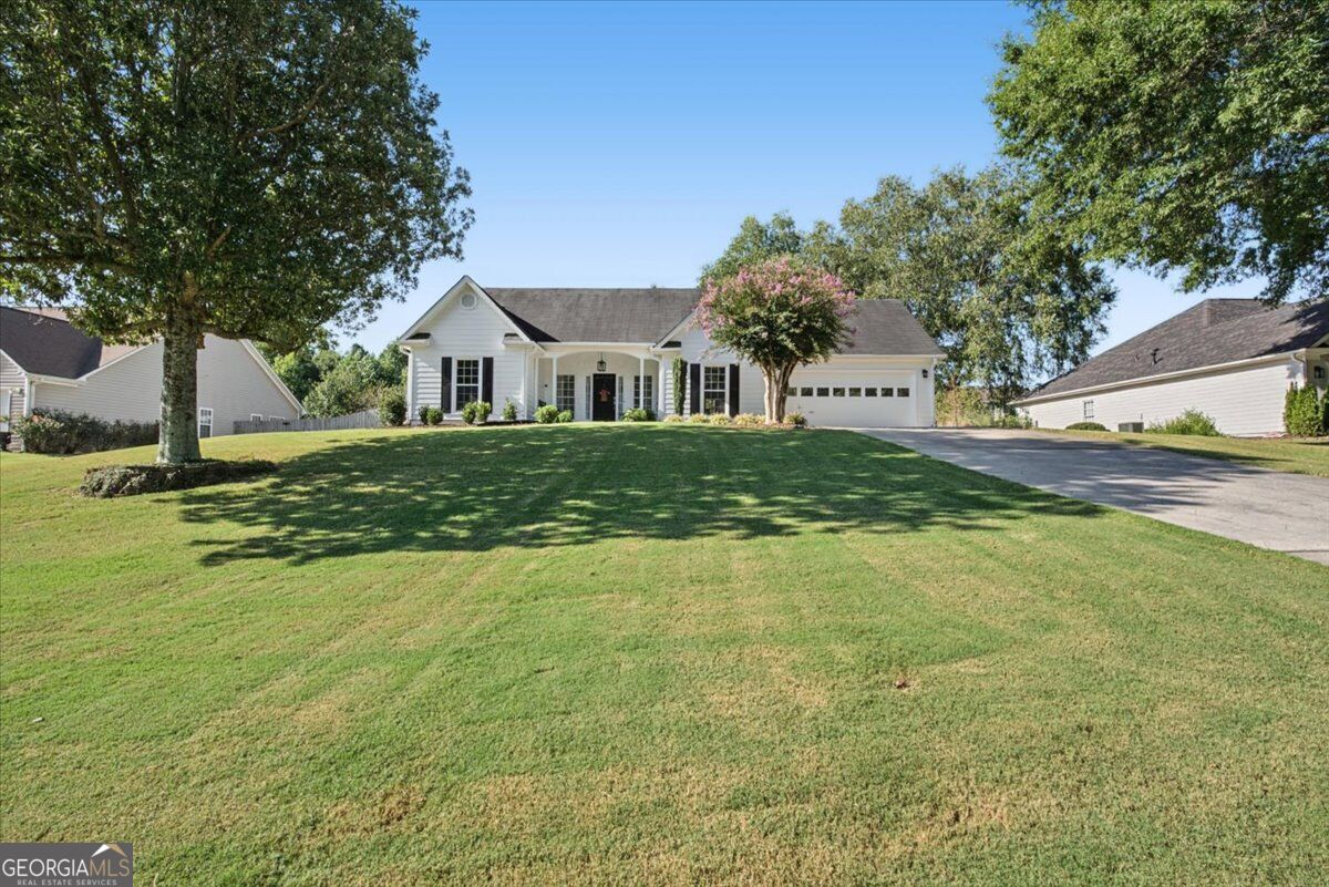 5230 Jonathans Way Property Photo 3