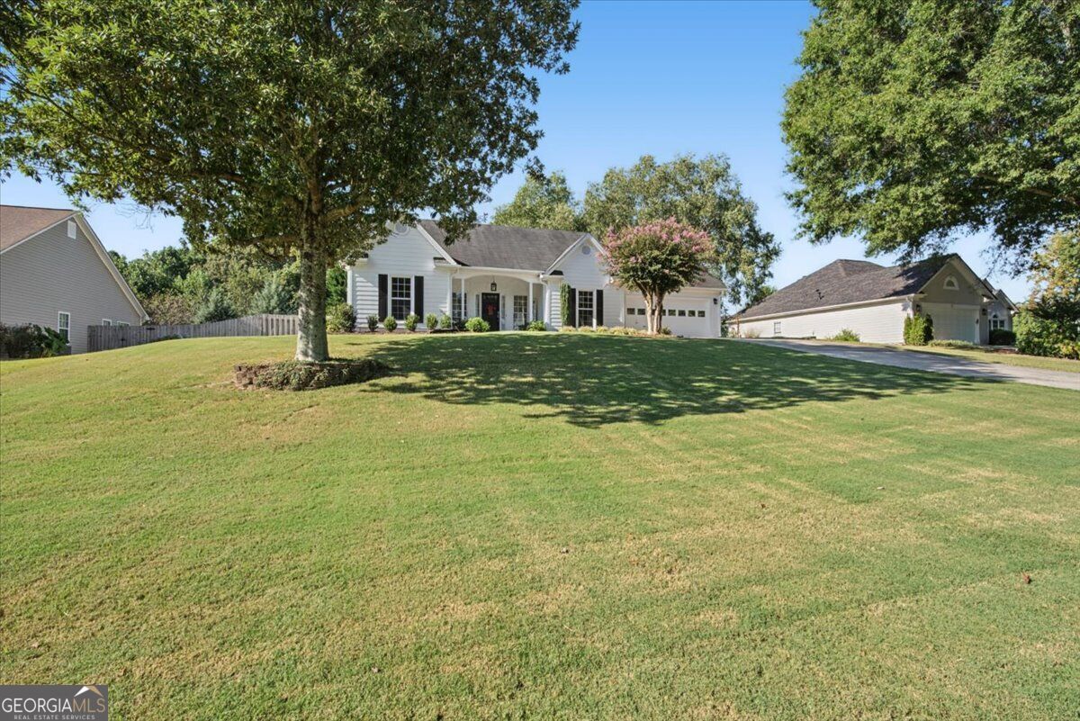 5230 Jonathans Way Property Photo 5