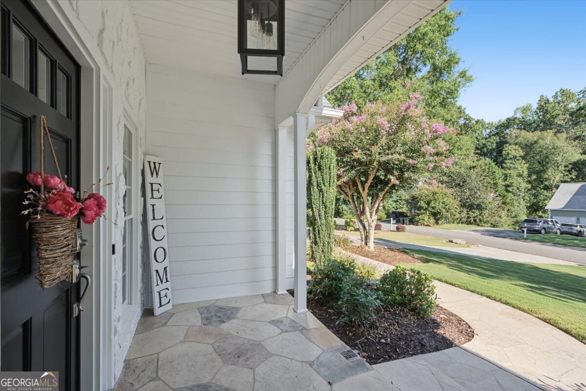 5230 Jonathans Way Property Photo 10