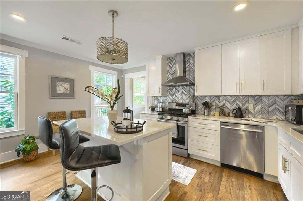 654 Gillette Avenue Sw Property Photo 10