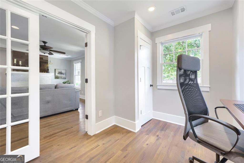 654 Gillette Avenue Sw Property Photo 22
