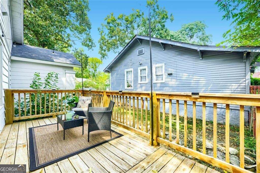 654 Gillette Avenue Sw Property Photo 25