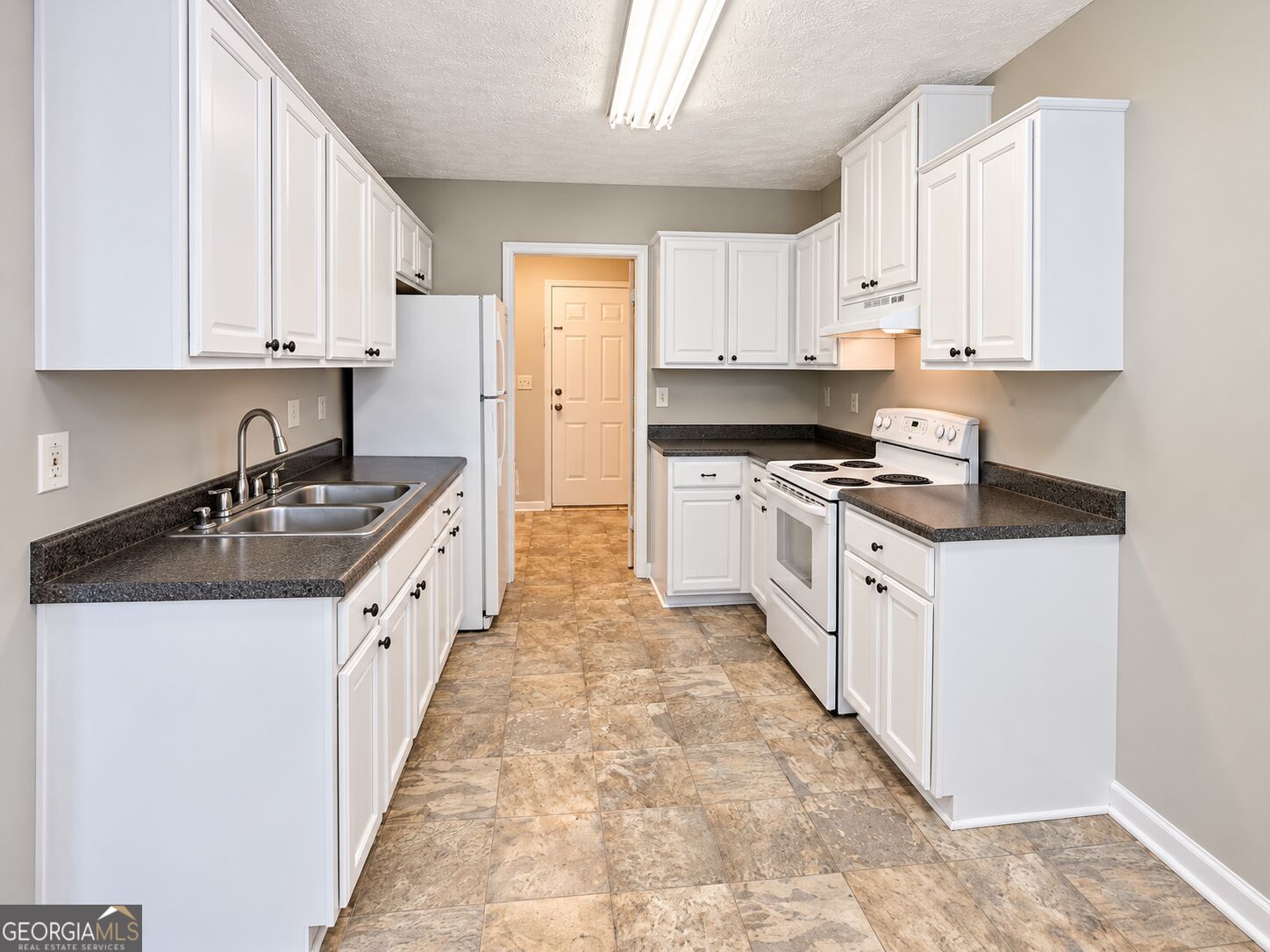 310 Freeport Drive Property Photo 3