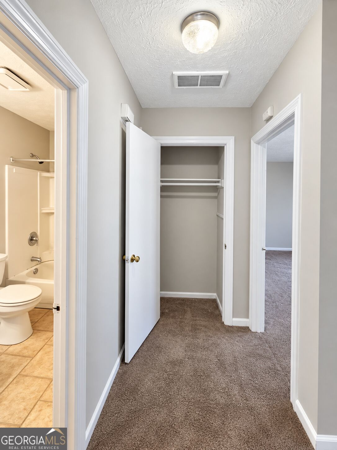 310 Freeport Drive Property Photo 11