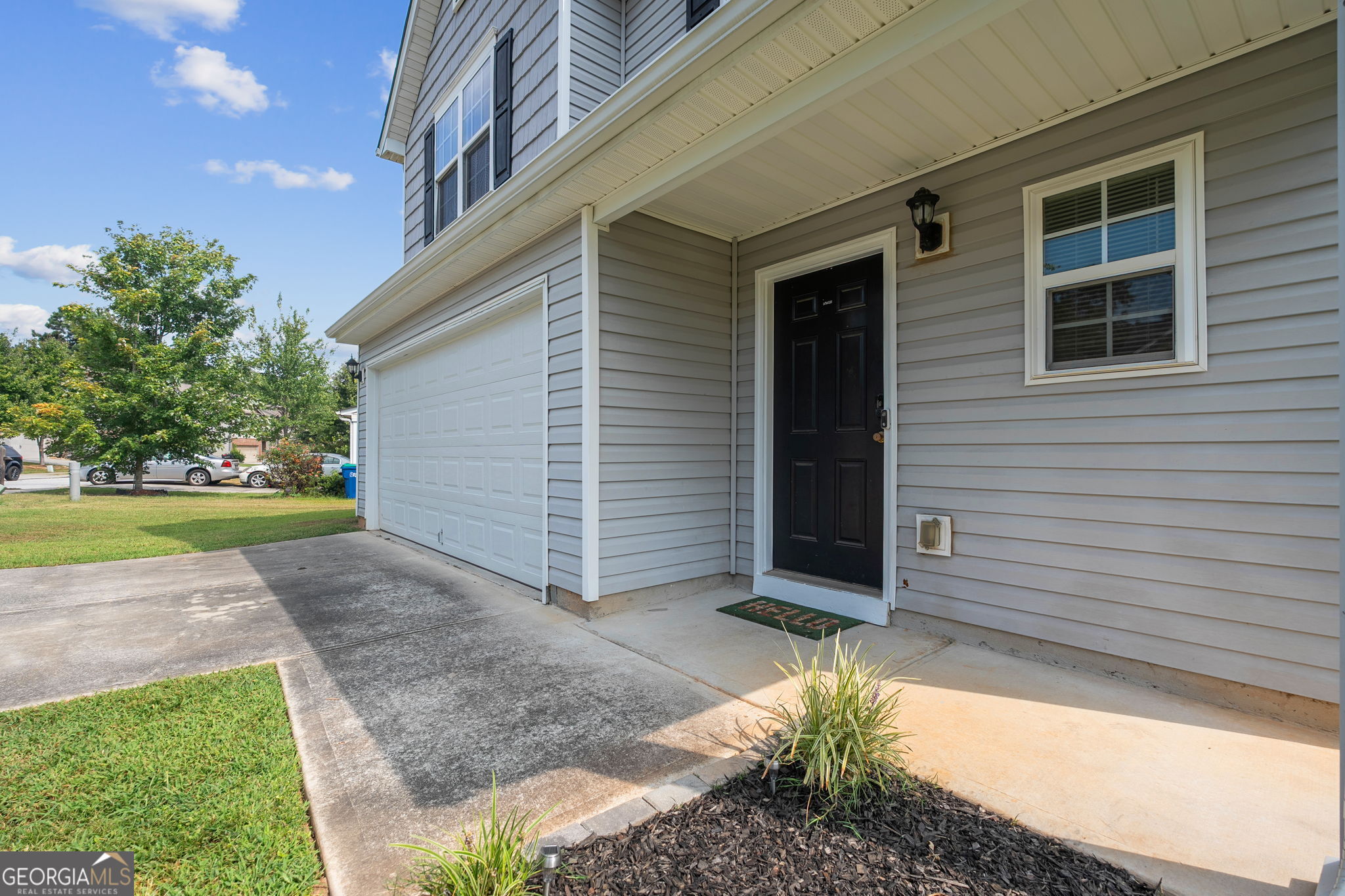 2859 S Hills Property Photo 5