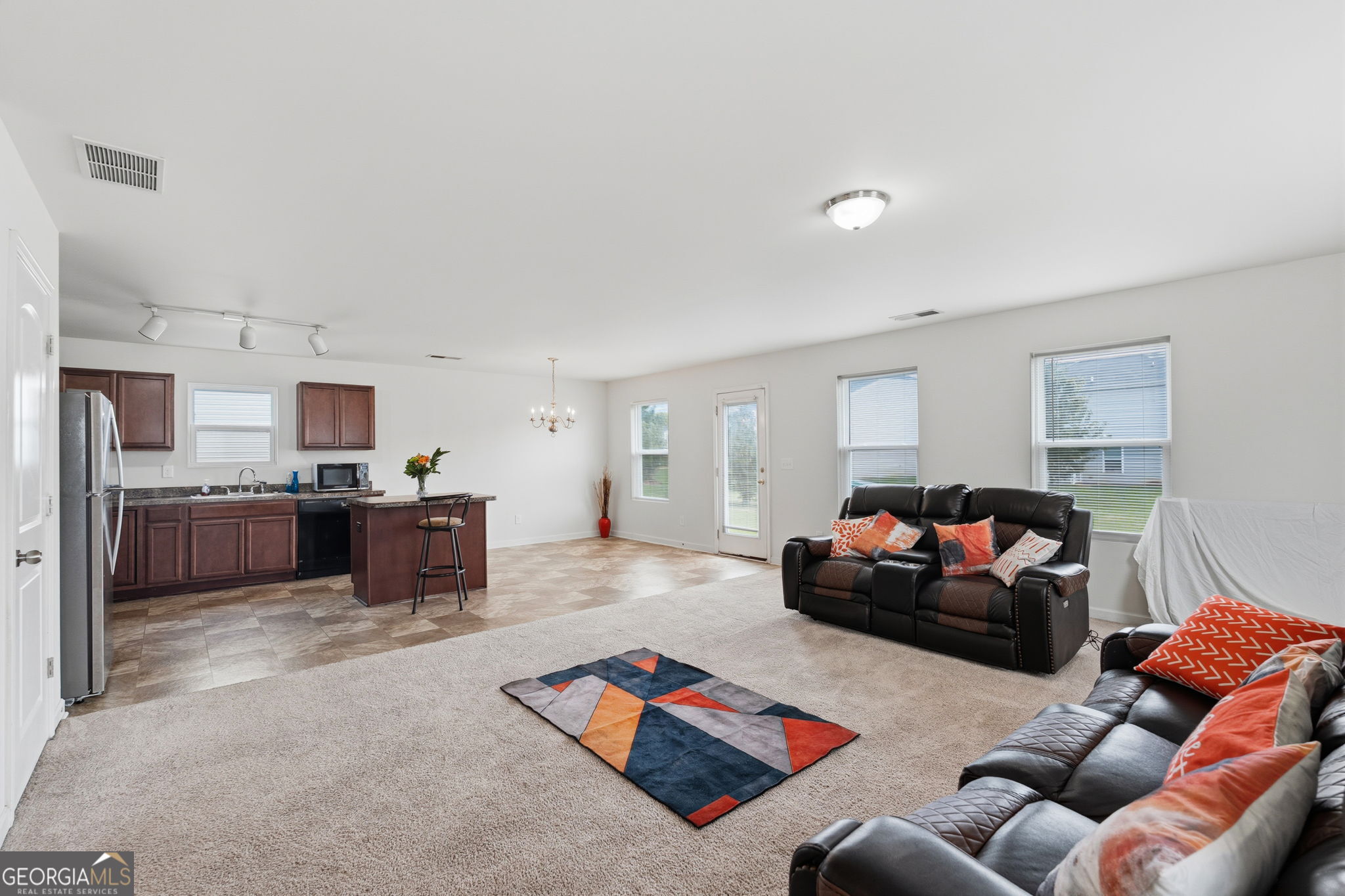 2859 S Hills Property Photo 14