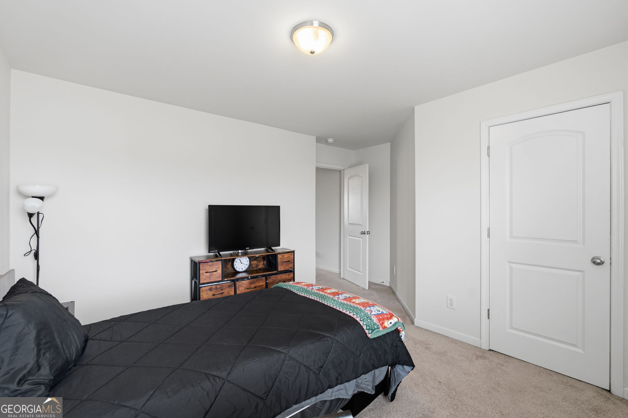 2859 S Hills Property Photo 33