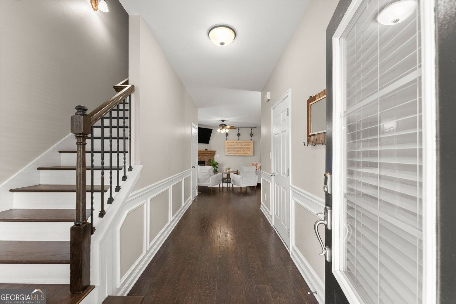 5815 Crest Oak Way Property Photo 7