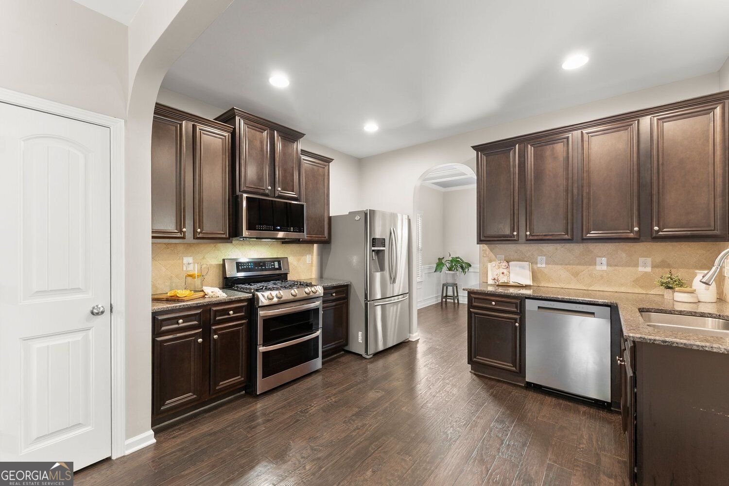 5815 Crest Oak Way Property Photo 15