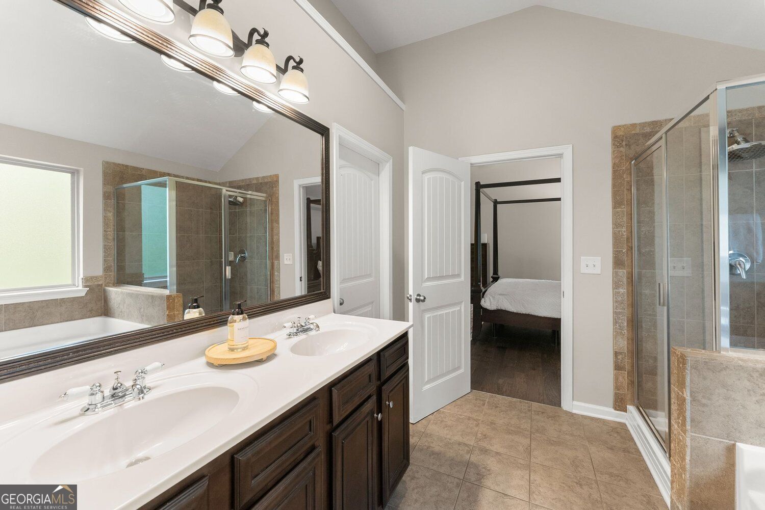 5815 Crest Oak Way Property Photo 32