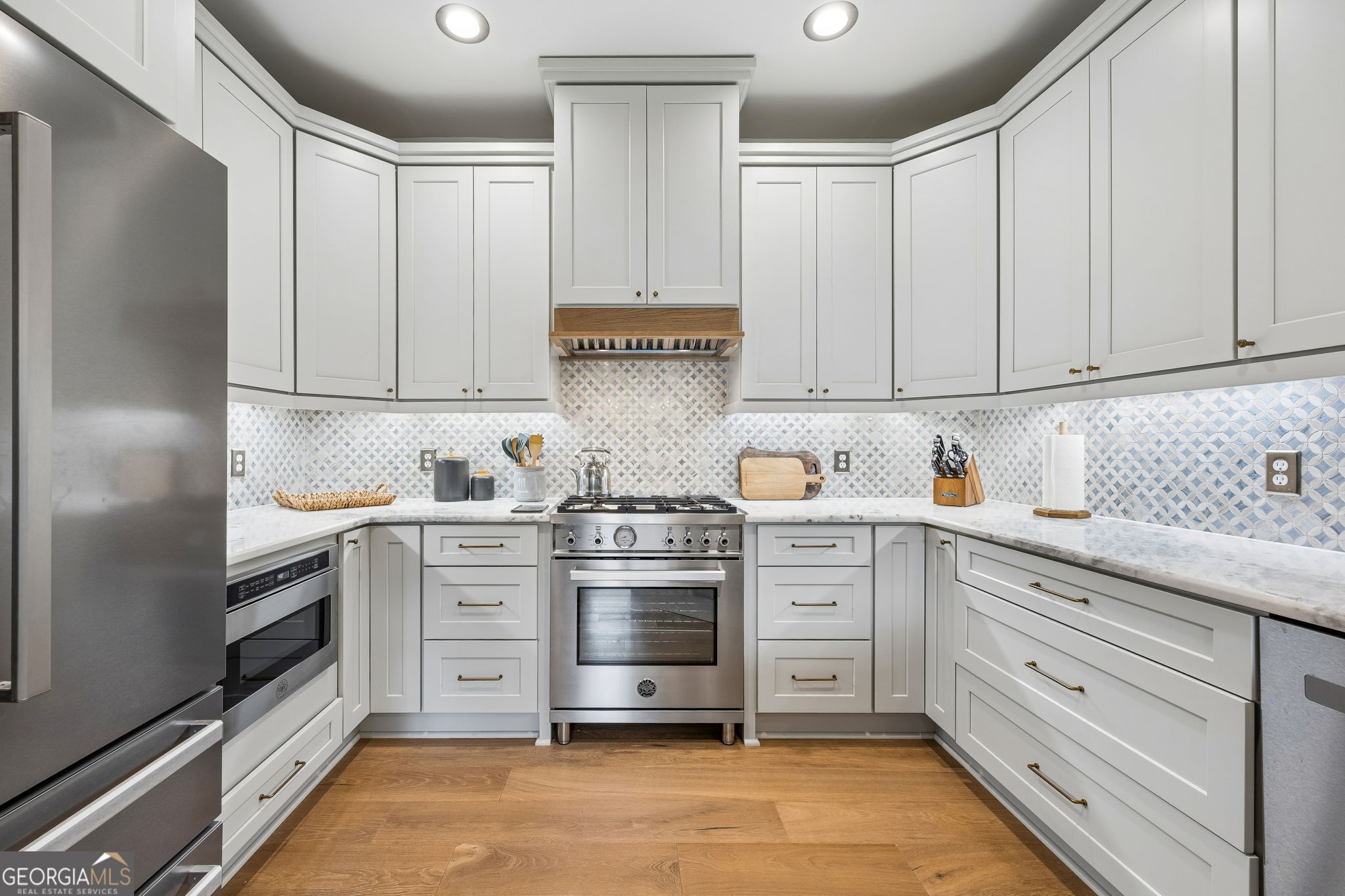 111 Hamlet Circle Property Photo 17