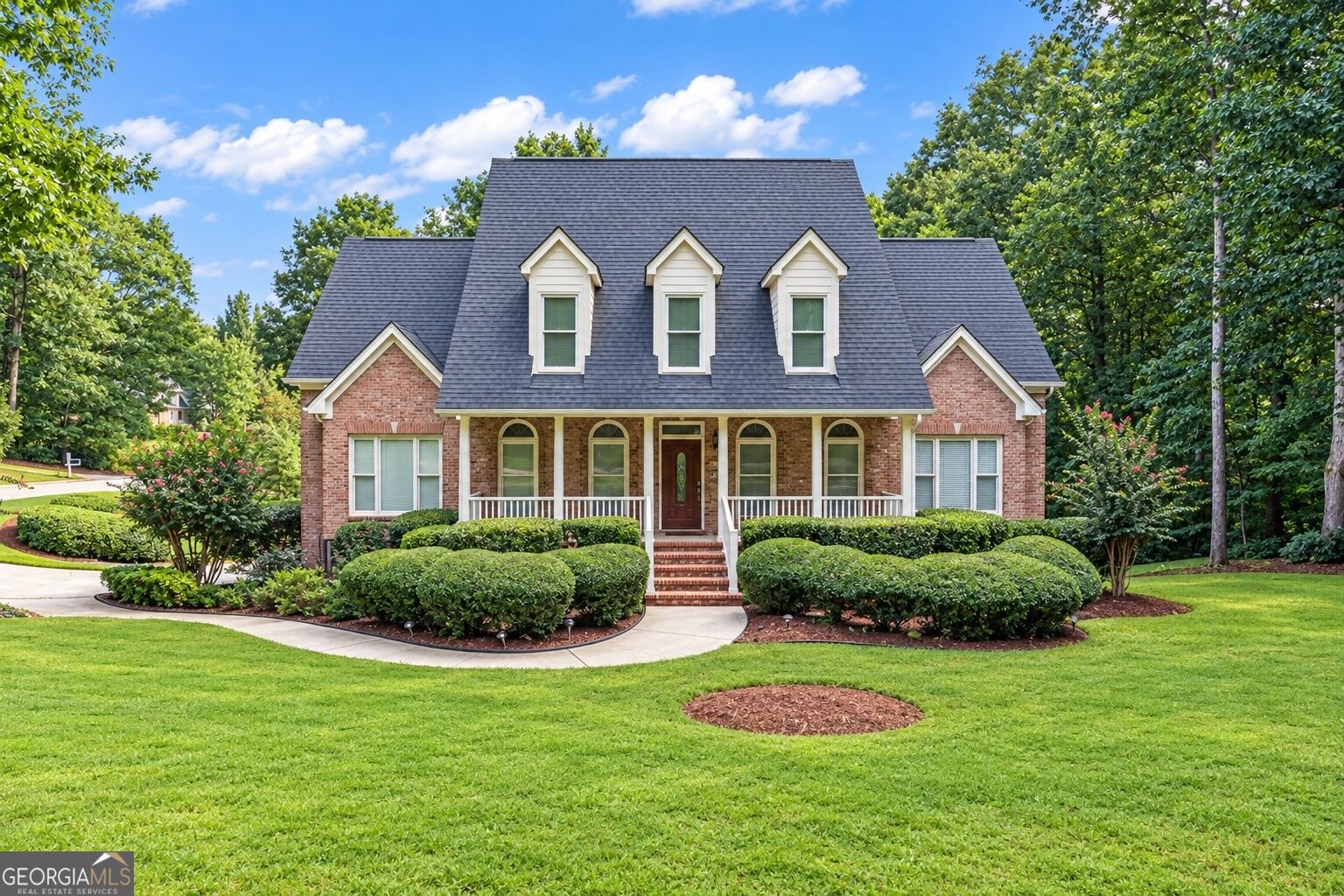 935 Woodland Brook Property Photo 1