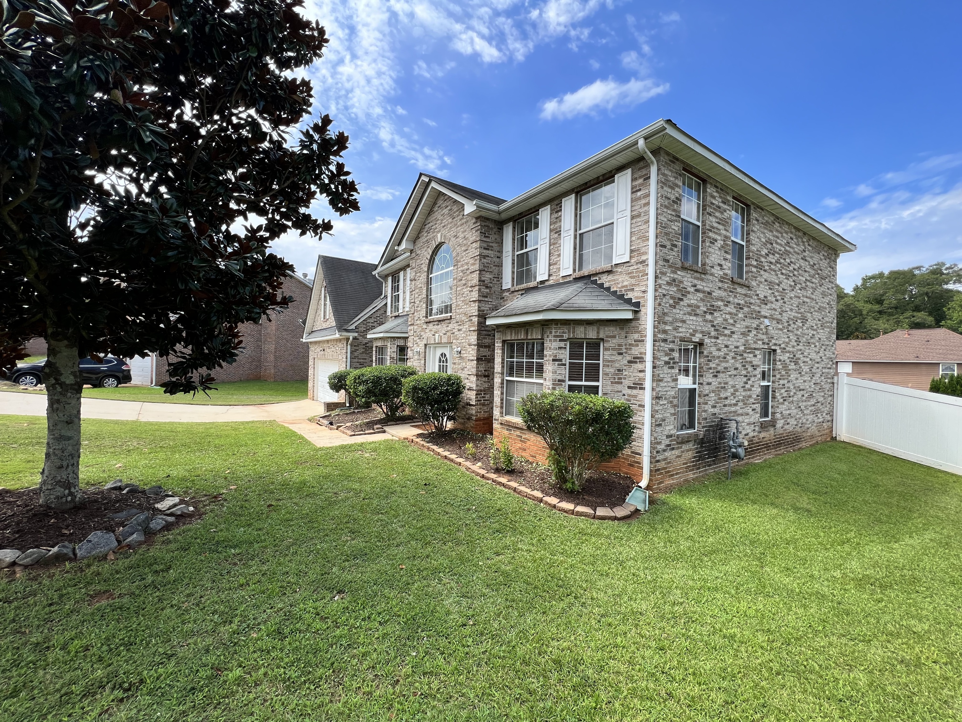 448 Canoga Court Property Photo 3