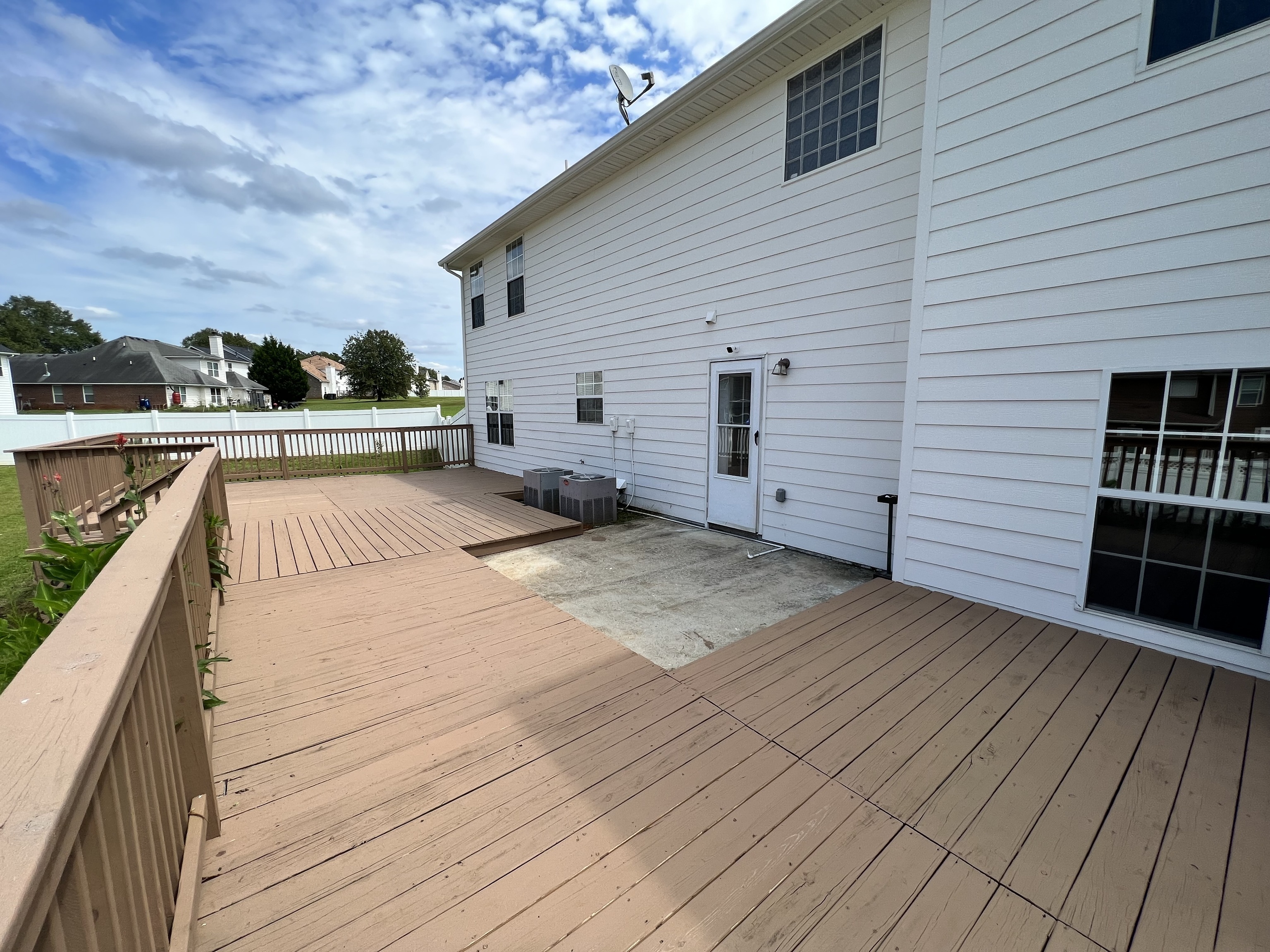 448 Canoga Court Property Photo 13