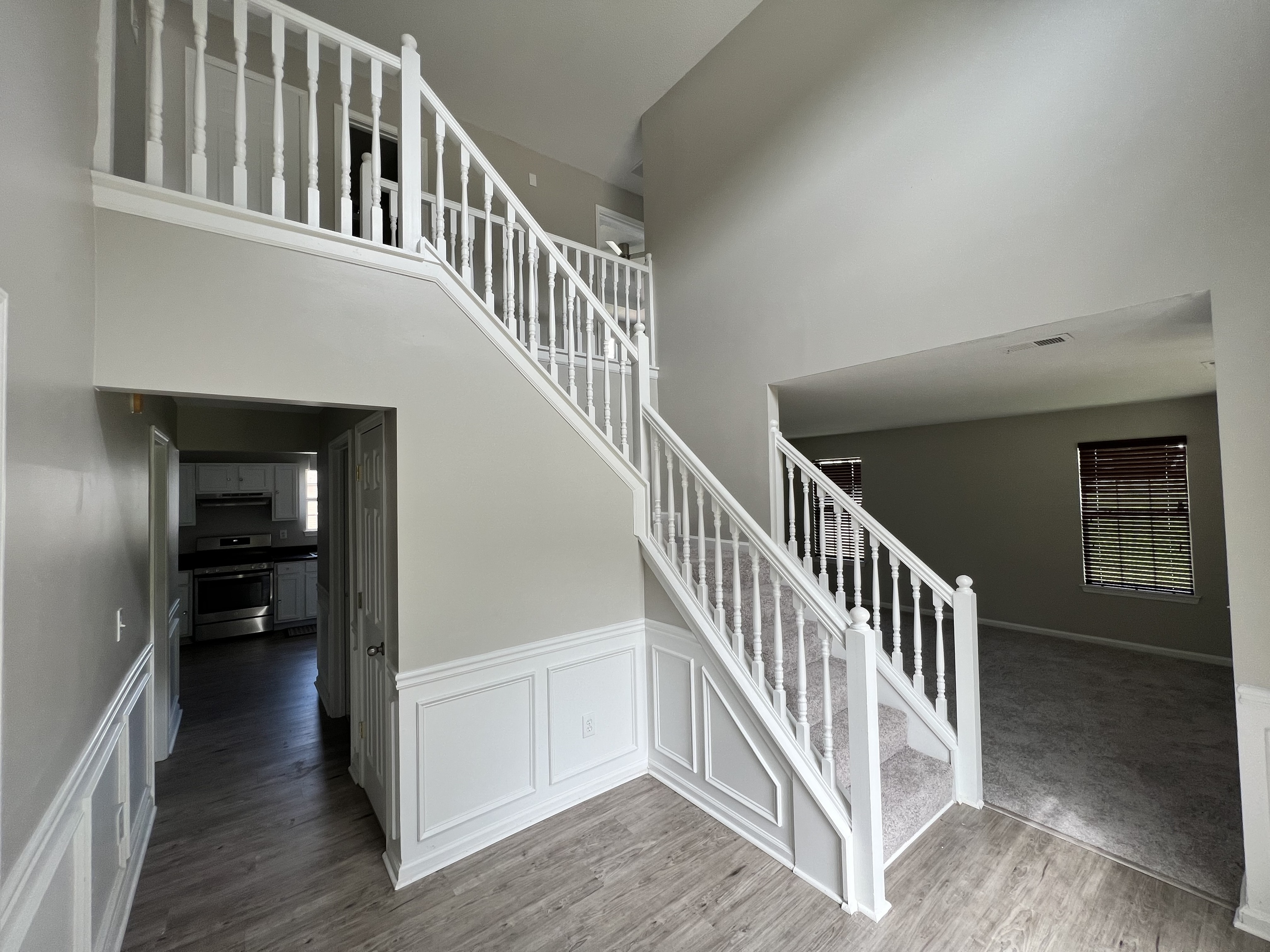 448 Canoga Court Property Photo 15