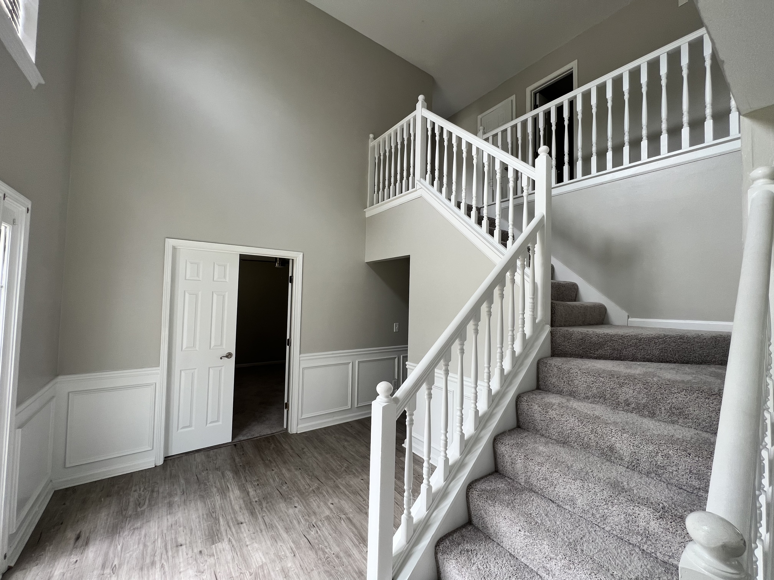 448 Canoga Court Property Photo 16