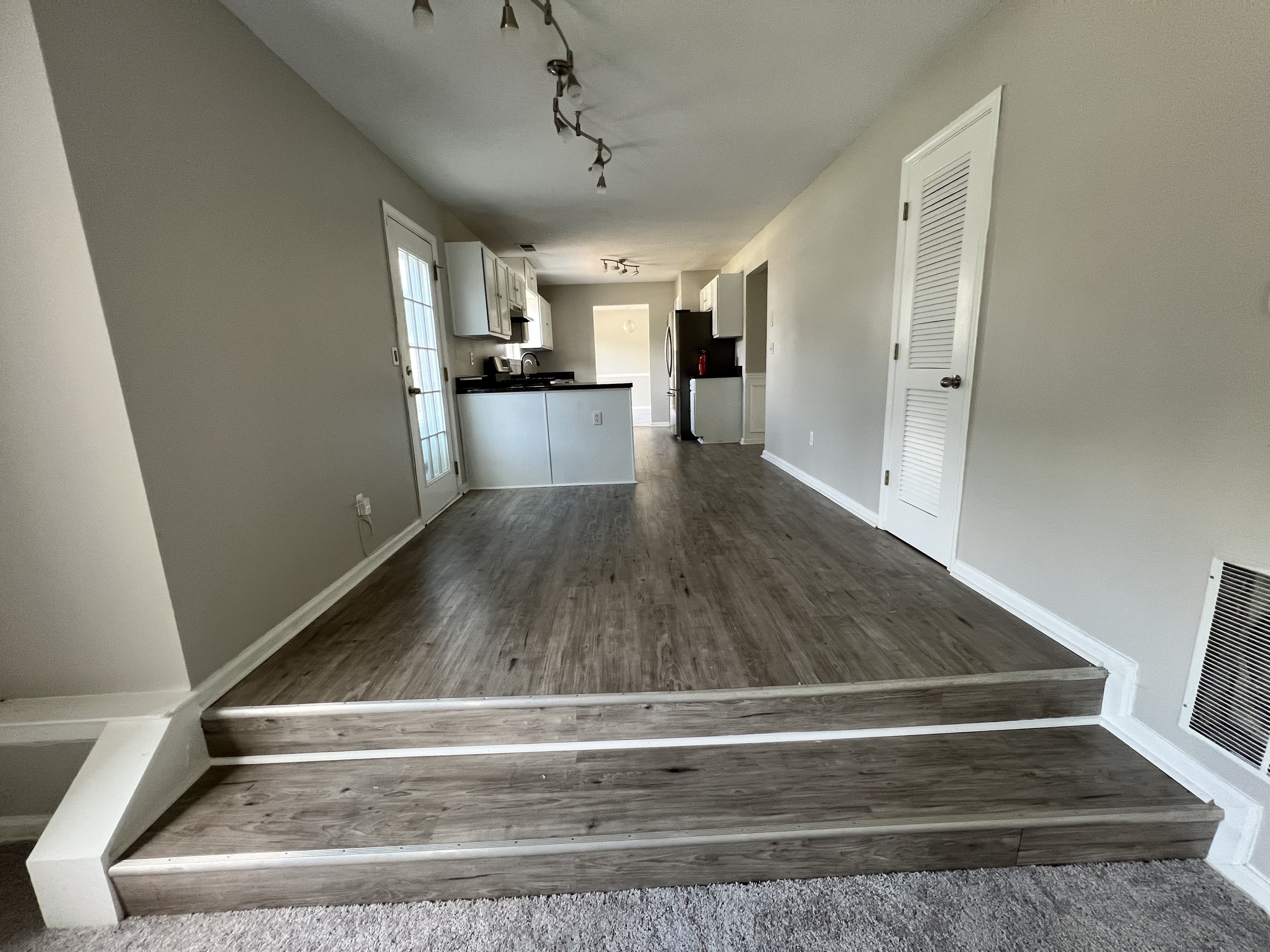 448 Canoga Court Property Photo 35