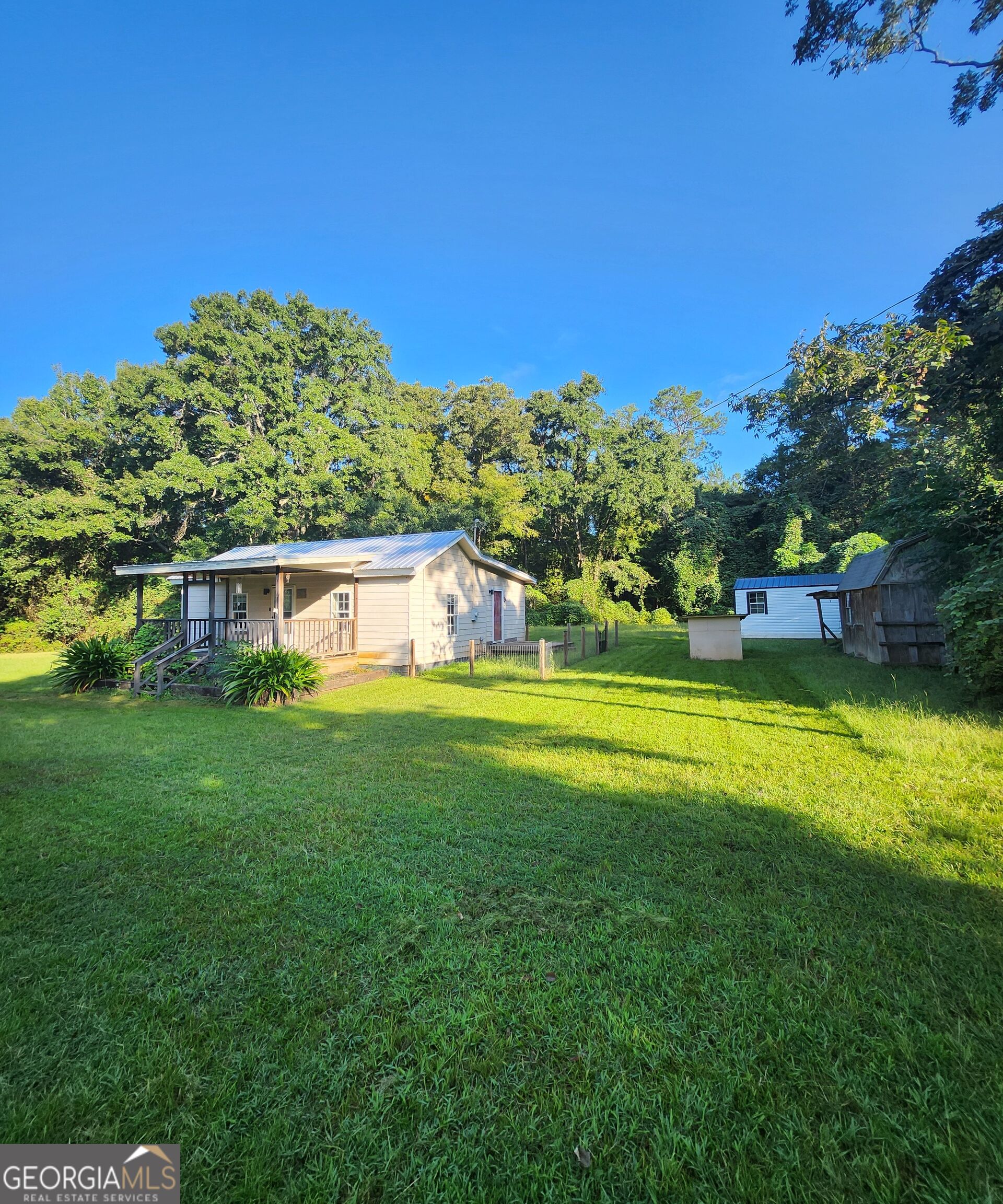 124 Five Points Road Property Photo 3