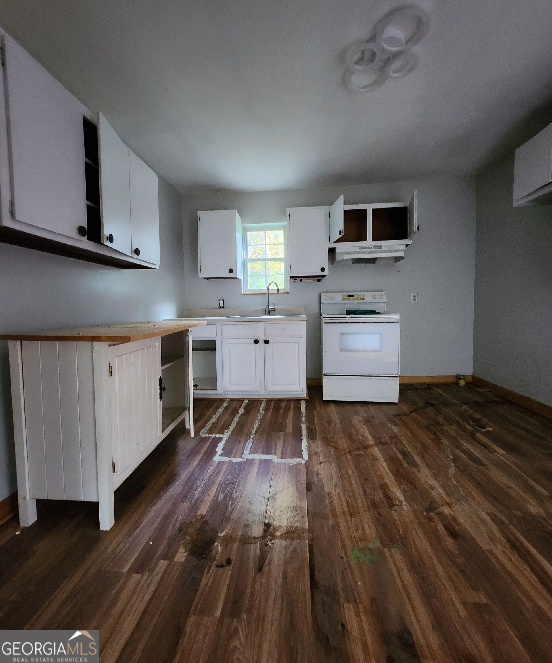 124 Five Points Road Property Photo 12