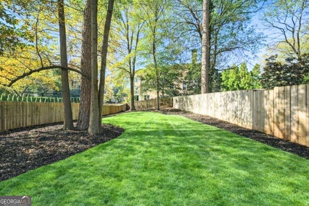1385 Sylvan Circle Ne Property Photo 19