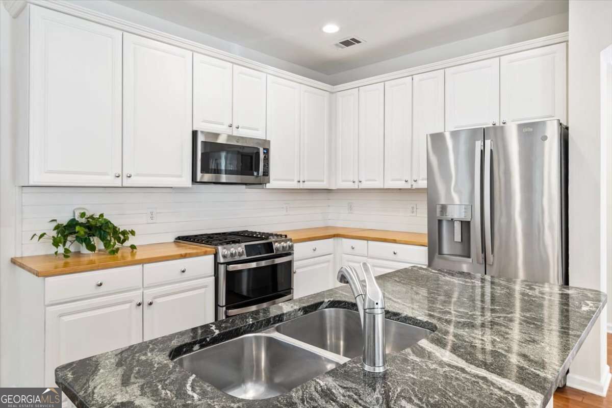 140 Ashbrook Lane Property Photo 32