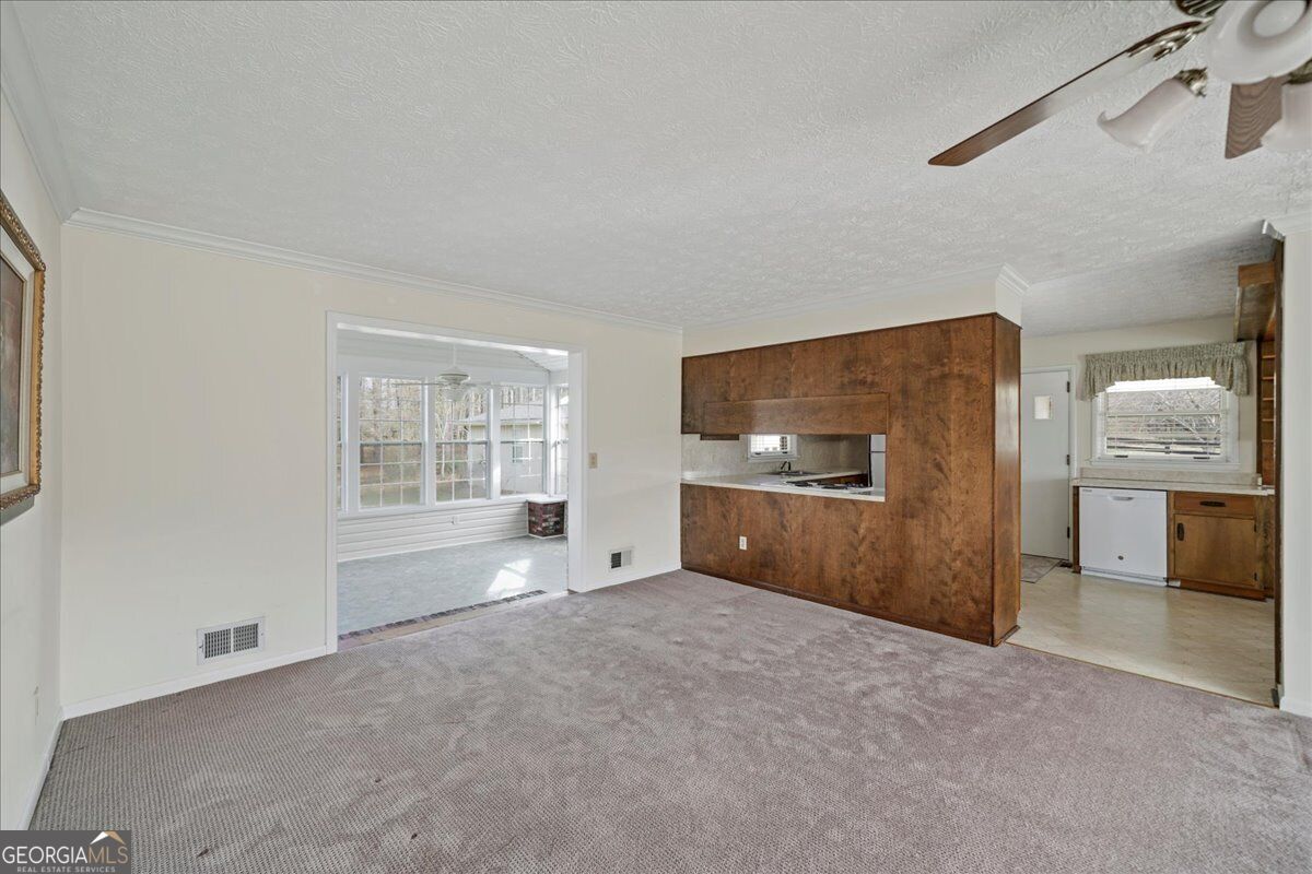 2005 Wilkie Road Property Photo 7