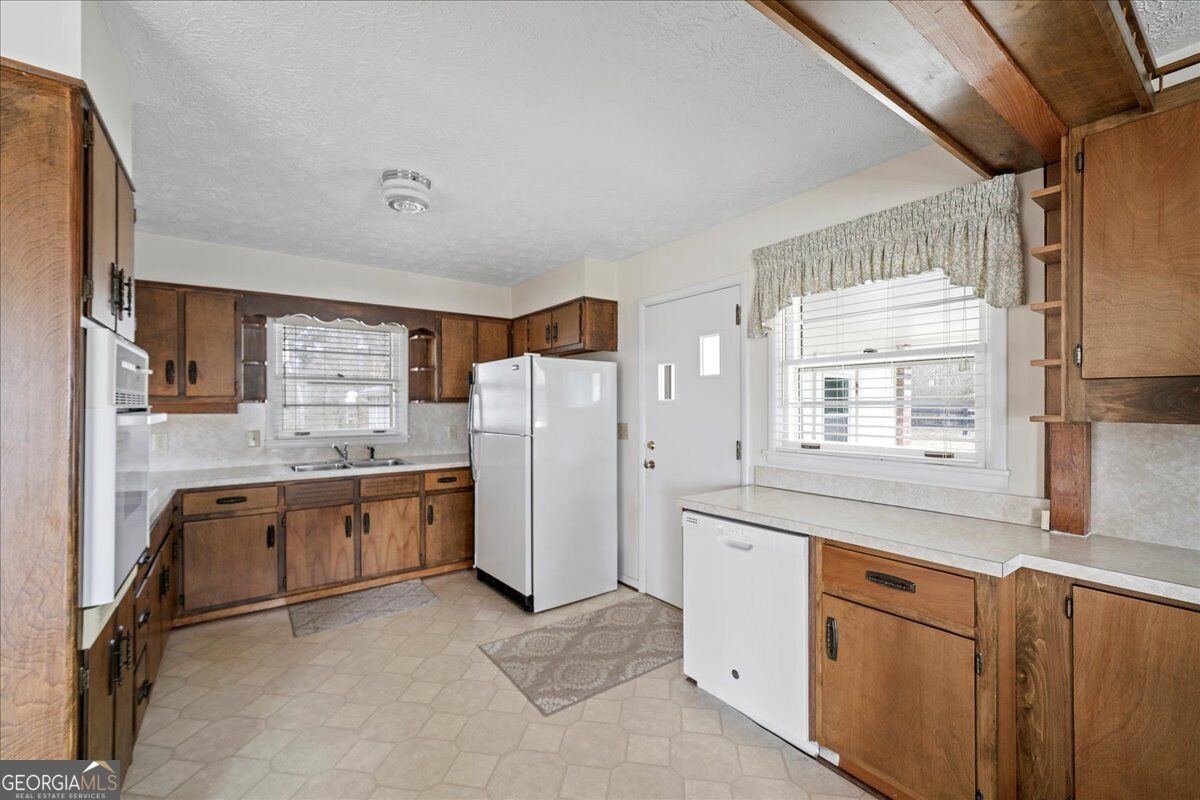 2005 Wilkie Road Property Photo 12