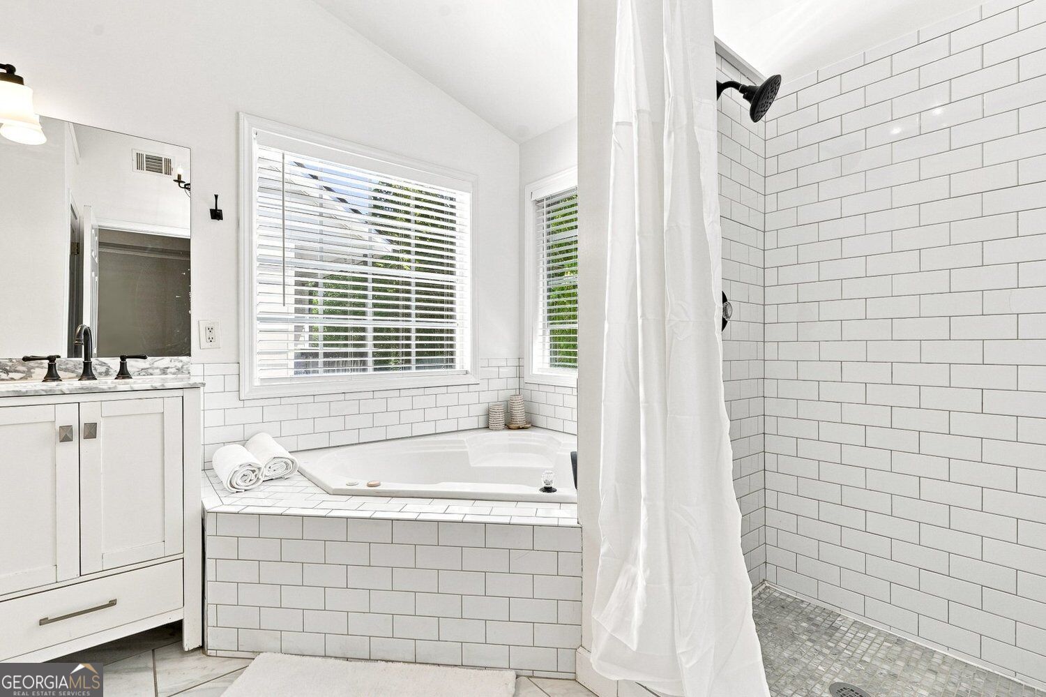 10915 Kimball Crest Drive Property Photo 32