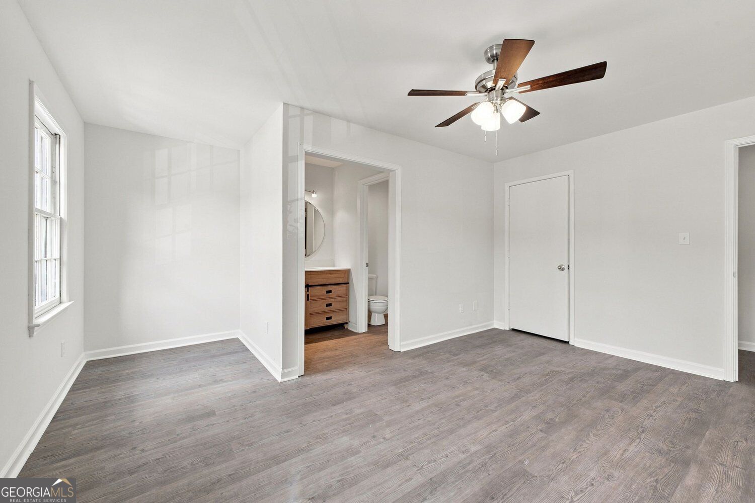 5038 Jenny Drive Property Photo 18