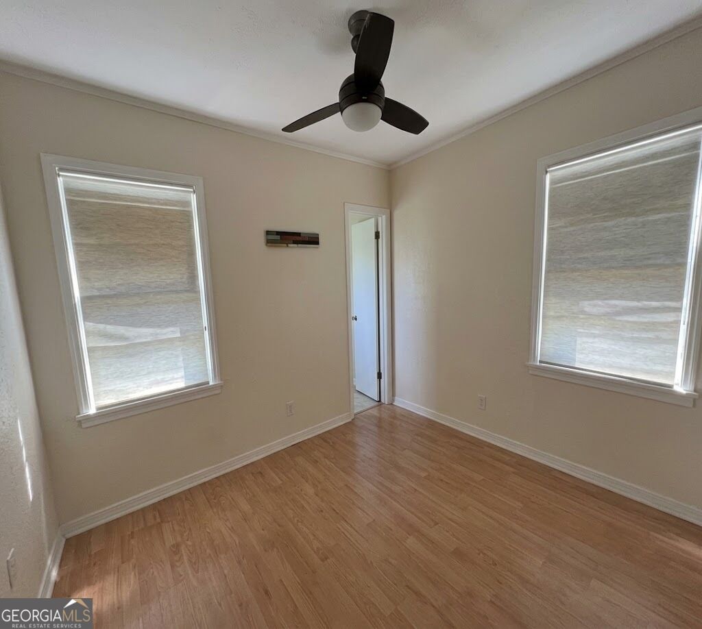 606 E Poplar St Property Photo 13