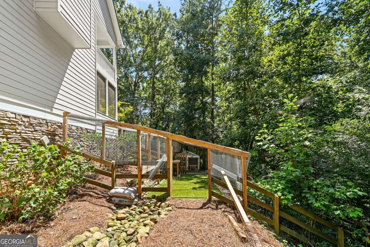 1525 Rabke Road Property Photo 15