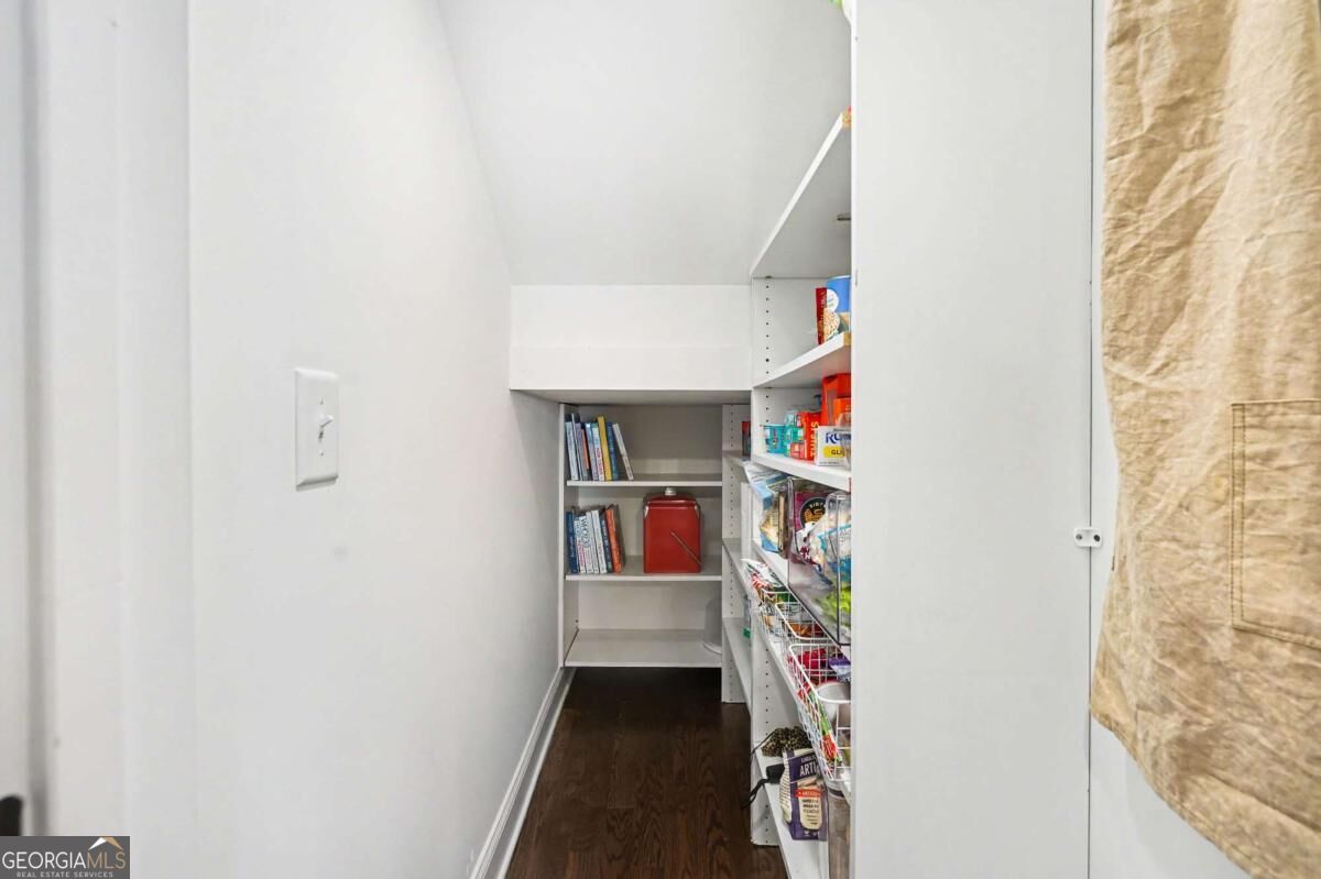2435 Crestview Avenue Property Photo 14