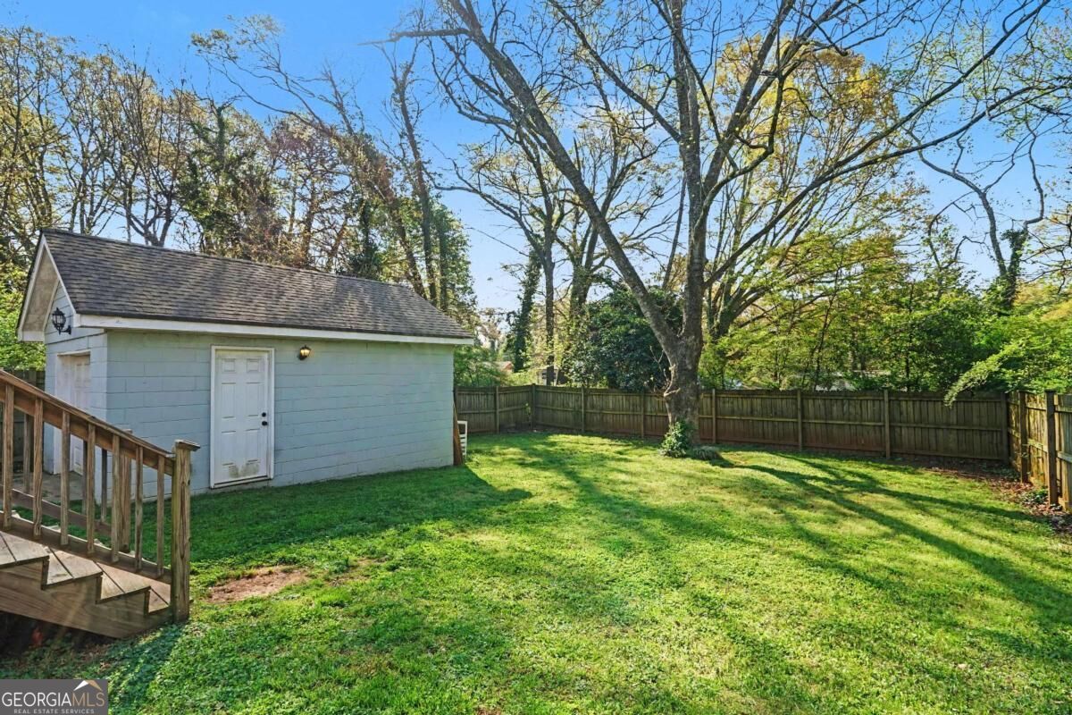 2435 Crestview Avenue Property Photo 32
