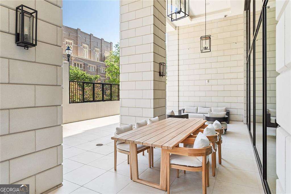 2425 Peachtree Road Ne # 612 Property Photo 39
