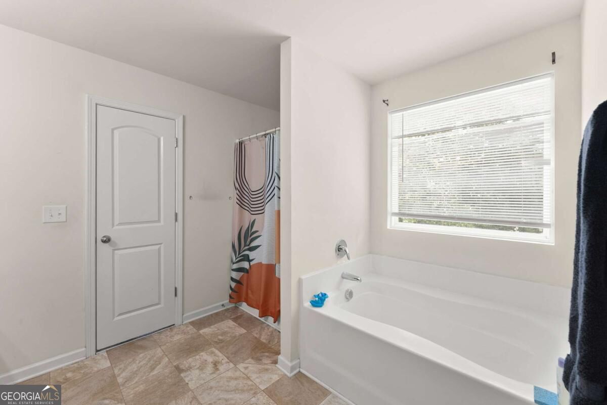 3470 Silver Wood Walk Property Photo 14