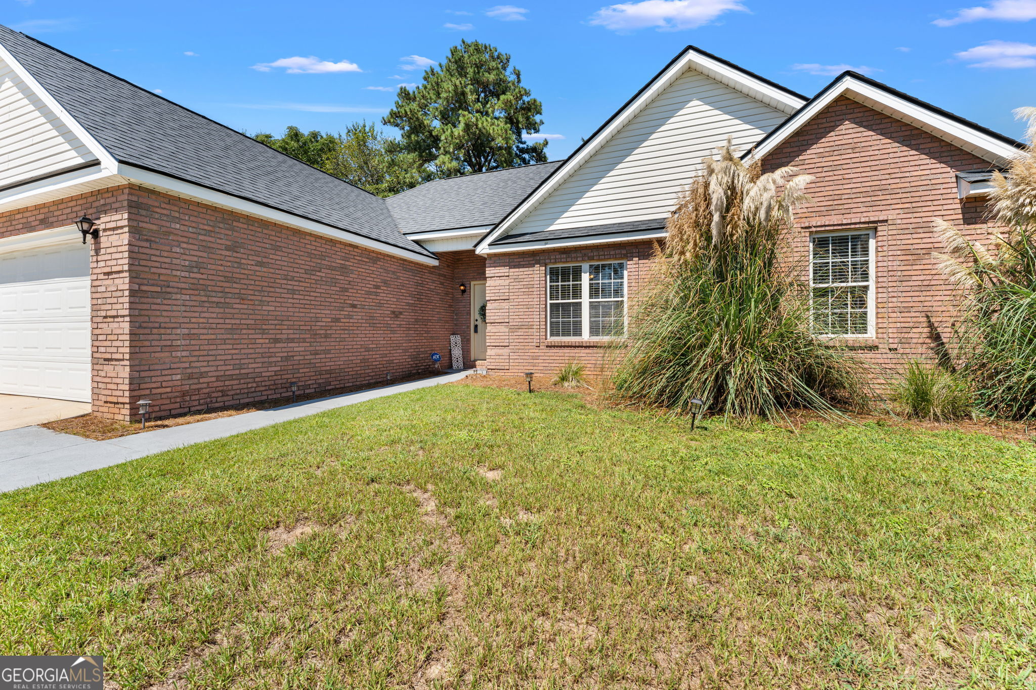 323 Links View Drive Property Photo 5