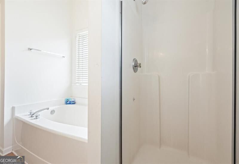 115 Village Trace Property Photo 29