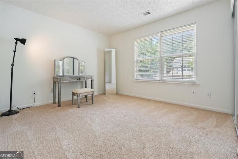 115 Village Trace Property Photo 32