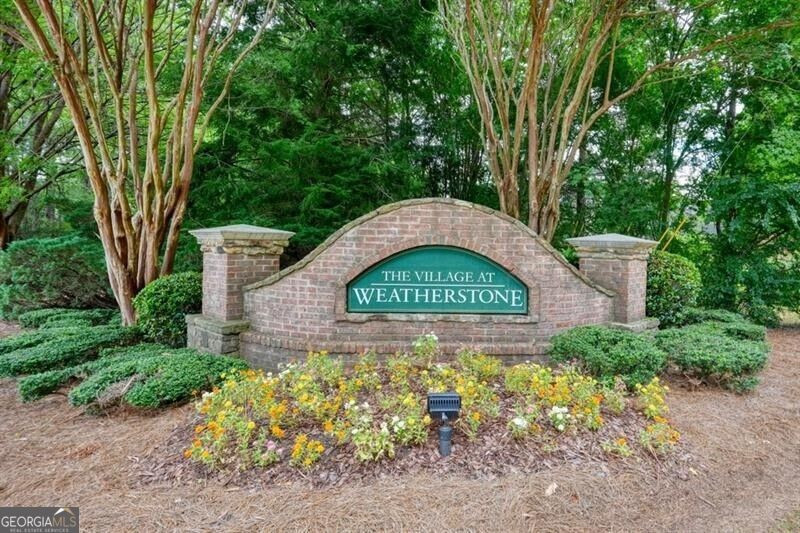 115 Village Trace Property Photo 45